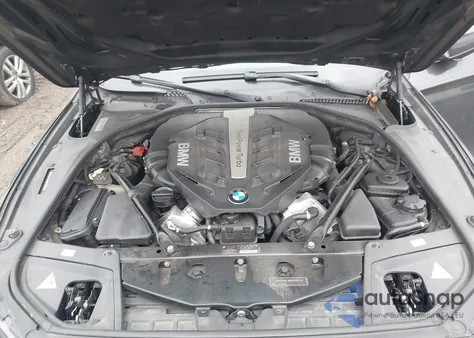 2011 BMW 550I xDrive из США, поврежденный, VIN WBAFU9C54BC785230